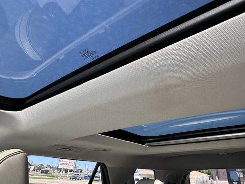 Used 2016 Ford Explorer Platinum image 16