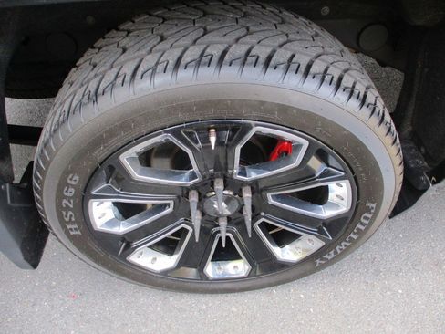 Used 2017 Chevrolet Silverado 1500 LT w/ All Star Edition image 12
