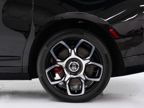 New 2025 Rolls-Royce Cullinan Black Badge w/ Leather Finishing Pack image 53