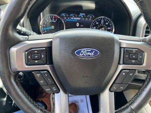 Used 2020 Ford Expedition Platinum AWD/4WD image 26