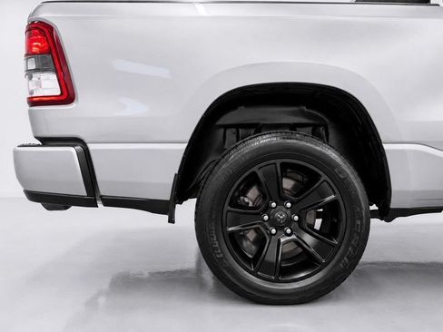 Used 2022 RAM 1500 Big Horn AWD/4WD image 12