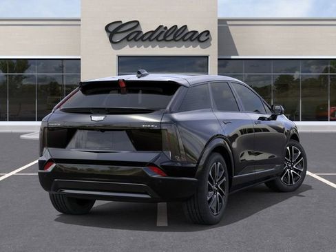 New 2026 Cadillac Optiq Sport 1 w/ LPO, Floor Liner Package AWD/4WD image 4