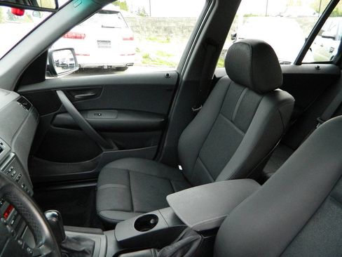 Used 2004 BMW X3 3.0i image 13