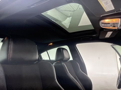 Used 2022 Dodge Charger R/T w/ Plus Group image 30