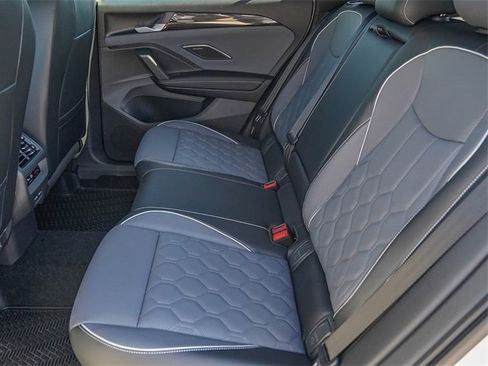 New 2026 Volkswagen Tiguan SEL R-Line image 22