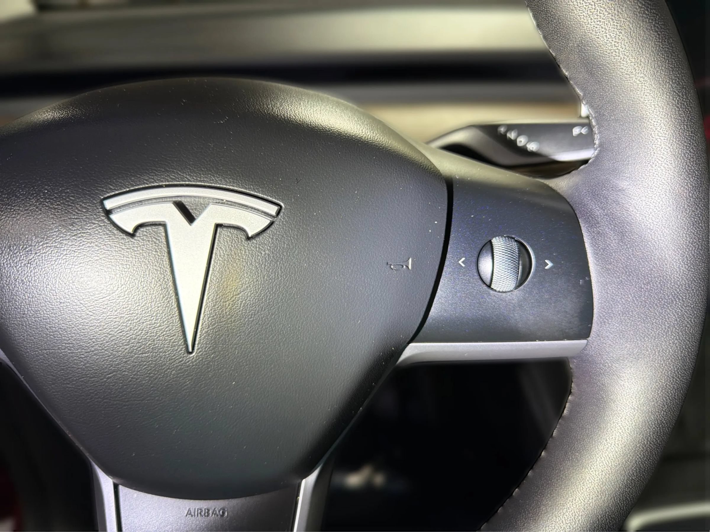 Used 2024 Tesla Model Y Long Range AWD/4WD image 27