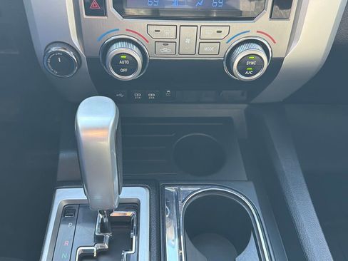 Used 2020 Toyota Tundra SR5 w/ TRD Off-Road Package AWD/4WD image 7