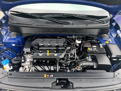 Used 2026 Hyundai Venue SEL FWD image 32