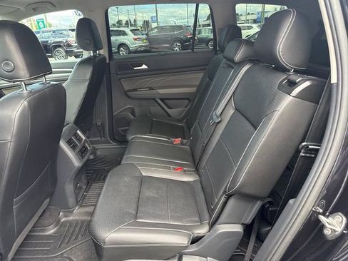 Used 2023 Volkswagen Atlas SEL R-Line AWD/4WD image 14