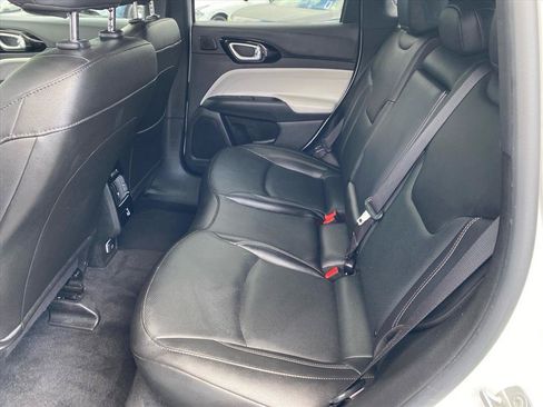 Used 2025 Jeep Compass Limited w/ Elite Group AWD/4WD image 23