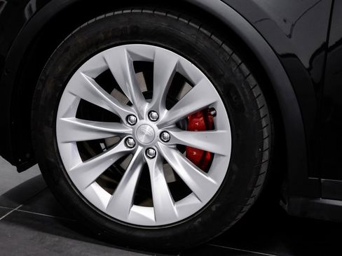 Used 2018 Tesla Model X P100D image 47