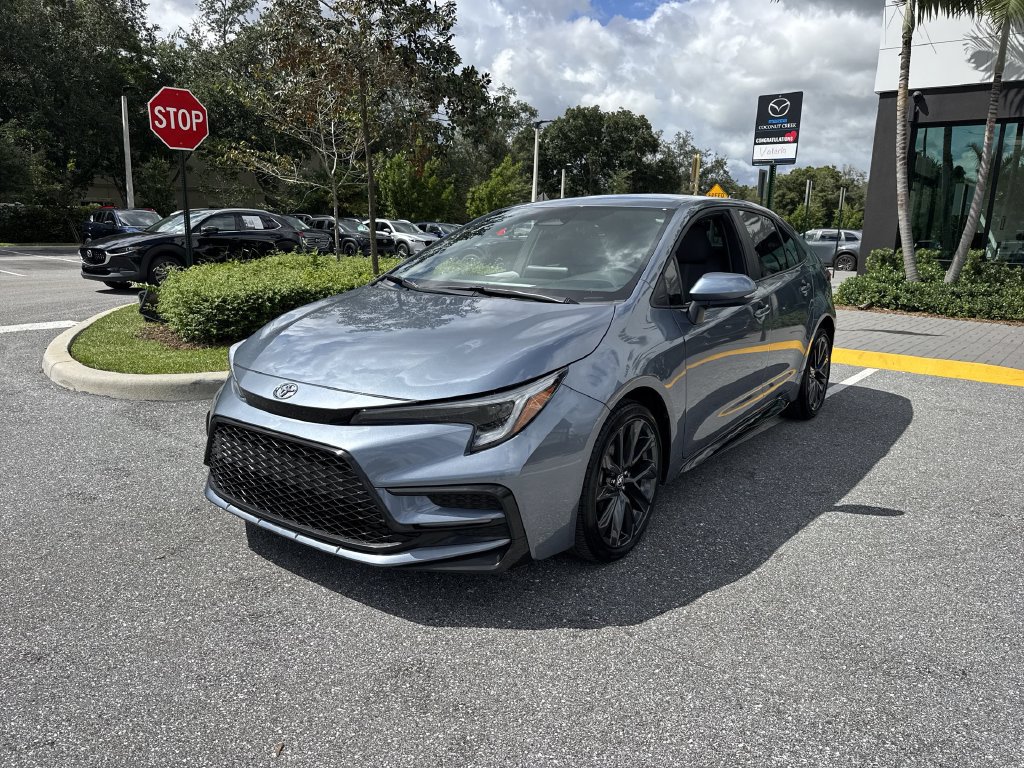 Used 2024 Toyota Corolla SE FWD image 9