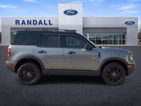Used 2025 Ford Bronco Sport Badlands AWD/4WD image 6