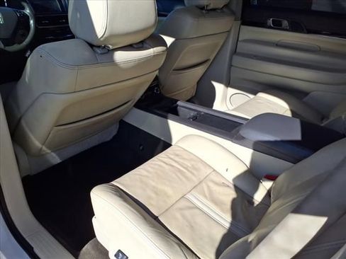 Used 2015 Lincoln MKT AWD w/ Equipment Group 201A image 21