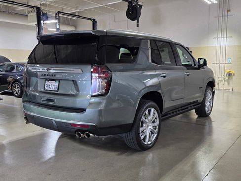 Used 2024 Chevrolet Tahoe High Country AWD/4WD image 7