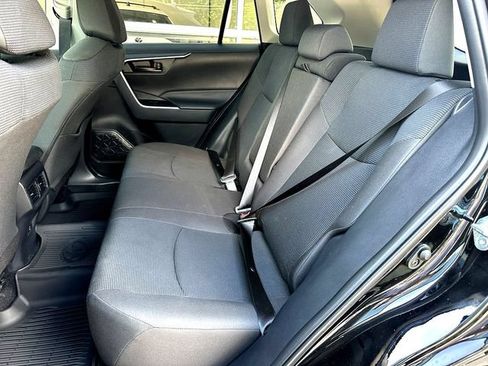 Used 2025 Toyota RAV4 LE FWD image 17