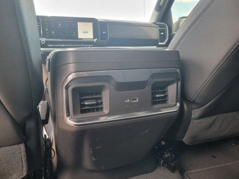 Used 2023 GMC Sierra 1500 SLT w/ SLT Premium Package RWD image 25