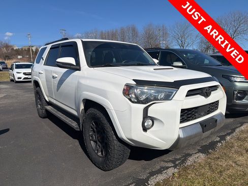 Used 2020 Toyota 4Runner TRD Off-Road Premium w/ Moonroof Package image 1