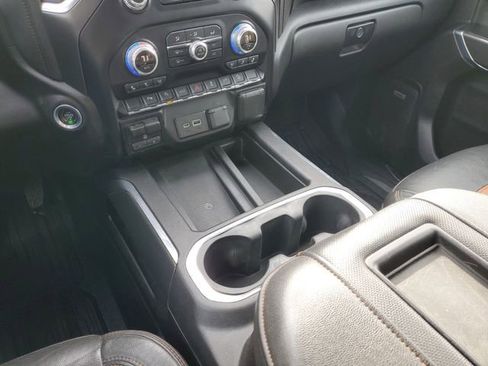 Used 2019 GMC Sierra 1500 AT4 w/ AT4 Preferred Package AWD/4WD image 31