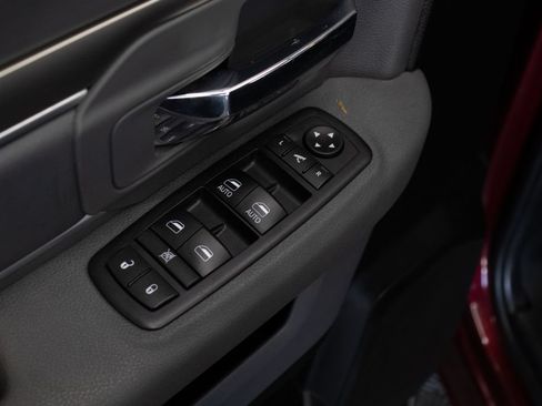Used 2018 RAM 1500 Big Horn AWD/4WD image 18