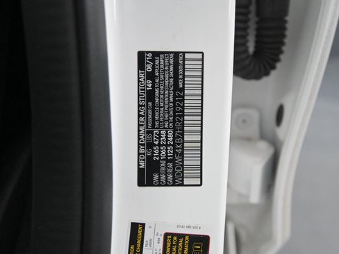 Used 2017 Mercedes-Benz C 300 4MATIC Sedan image 24