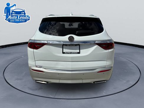 Used 2023 Buick Enclave Essence image 7