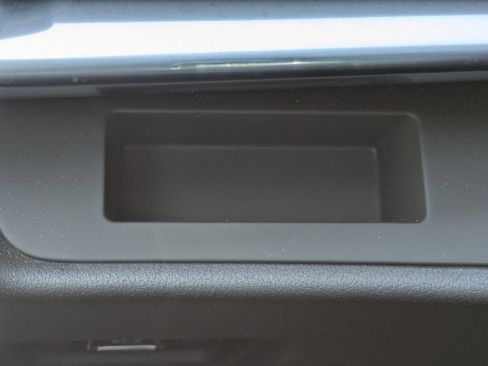 Used 2025 Chevrolet Corvette Stingray Coupe w/ 1LT image 12