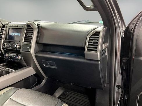 Used 2018 Ford F150 Raptor w/ Equipment Group 802A Luxury AWD/4WD image 27