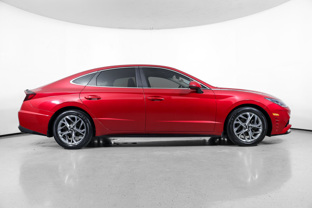 Used 2021 Hyundai Sonata SEL FWD image 3