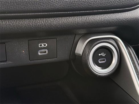 Used 2025 Toyota Grand Highlander AWD image 21