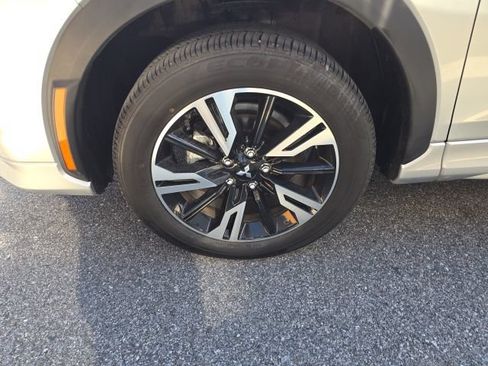 Used 2025 Mitsubishi Eclipse Cross SEL AWD/4WD image 8