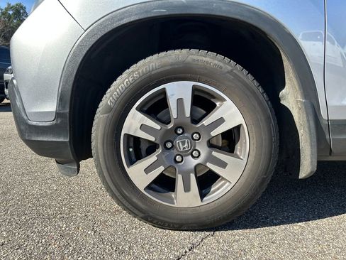 Used 2017 Honda Ridgeline RTL-E image 6
