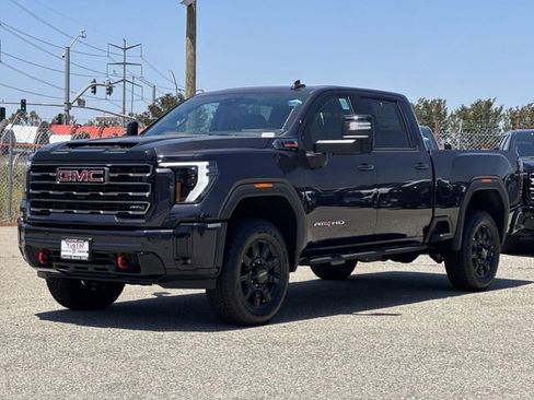 New 2026 GMC Sierra 2500 AT4 w/ AT4 Premium Plus Package AWD/4WD image 6