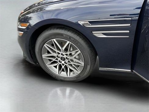 New 2026 Genesis G80 2.5T image 18