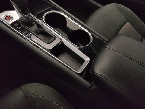 Used 2024 Nissan Altima 2.5 SV image 26