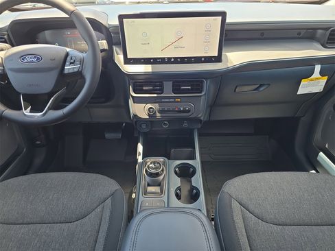 New 2025 Ford Maverick XLT w/ XLT Luxury Package image 11