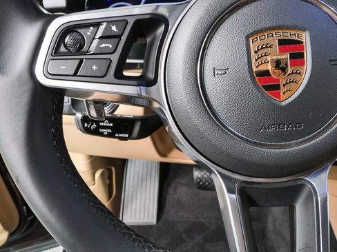 Certified 2023 Porsche Cayenne Coupe AWD/4WD image 10