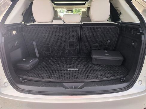 Certified 2025 MAZDA CX-90 Plug-In Hybrid w/Premium Sport AWD/4WD image 33