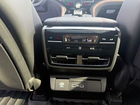 Used 2023 Acura MDX A-Spec image 29