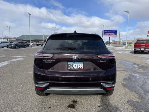 Certified 2022 Buick Envision Avenir w/ Technology Package II image 3