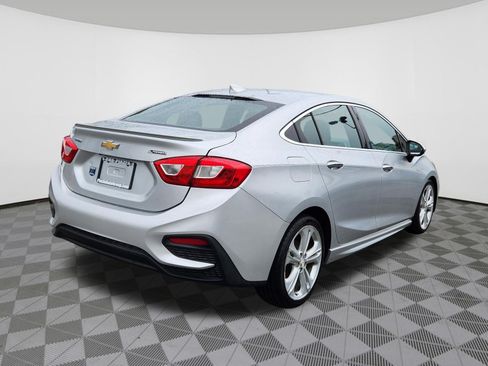 Used 2016 Chevrolet Cruze Premier FWD image 4