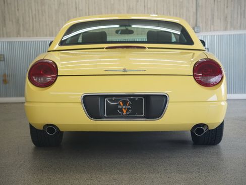 Used 2002 Ford Thunderbird 2dr Conv w/Hardtop Premium image 9
