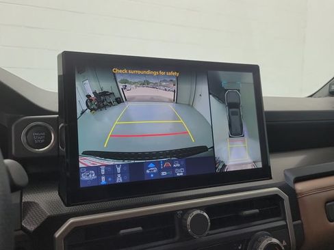 Used 2025 Toyota 4Runner Limited RWD image 28