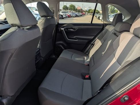 Certified 2025 Toyota RAV4 XLE w/ Convenience Package FWD image 28