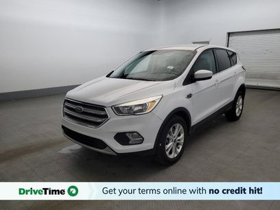Used 2017 Ford Escape SE w/ SE Cold Weather Package