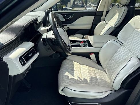 Used 2020 Lincoln Aviator Black Label w/ Dynamic Handling Package image 9
