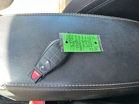 Used 2017 Jeep Cherokee Sport image 18