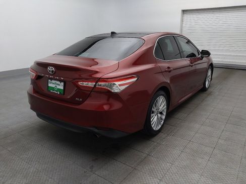 Used 2020 Toyota Camry XLE image 9