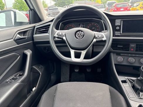 Used 2019 Volkswagen Jetta S w/ Driver Assistance Package FWD image 13