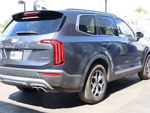 Used 2020 Kia Telluride EX AWD/4WD image 5